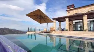 Introducing the 12 ft Resort Umbrella