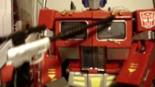 20th Anniversary DVD Optimus Prime vs. Takara Masterpiece