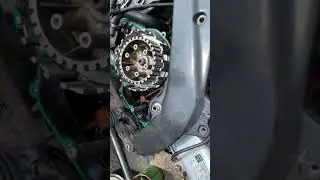 Smontaggio gruppo frizione da Aprilia Pegaso 650 iniezione elettronica