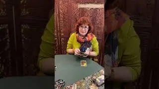 Что ОН думает о Вас сейчас? Таро-расклад 
