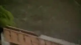Школьник тонет в реке