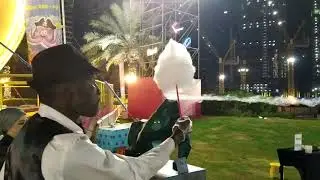 Необыкновенно красивые фокусы с САХАРНОЙ ВАТОЙ в Дубаи