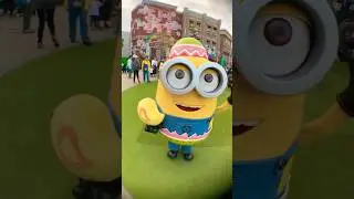 Minion is using bird costume #minions #despicableme #shorts #universalstudiosjapan