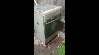 Коптильня из газовой плиты.