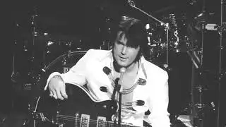 Chris Connor The World Famous Elvis Show - mixture