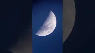 crescent moon 🌒