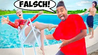 WER KENNT MICH BESSER?! 💦 Pool Edition (ft. 