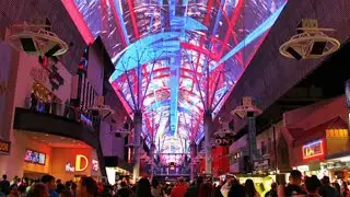 What its like downtown Las Vegas Fremont Experience. Attraction, Entertainment, Street Performers