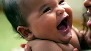 Videos Para Bebés Recién Nacidos: Cambiar Pañales