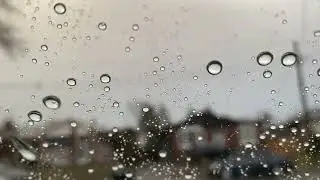 20 seconds of relaxing rain sounds.