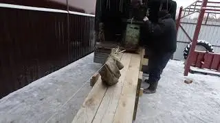 Токарный станок ТВ- 320,затаскиваем в гараж, чистим