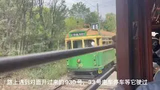 依然正常工作的百年前的电车，它们来自不同国家