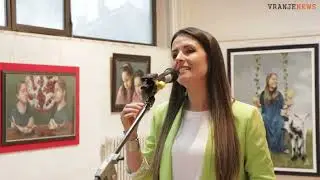 Marija Komarac, slikarka, otvaranje samostalne izložbe u Vranju.
