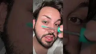 Mascara turchese