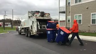 Seyrek Sealers Rear Loader Garbage Trucks On Heavy Cart Lines