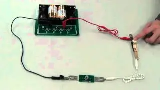 Electron flow in circuit