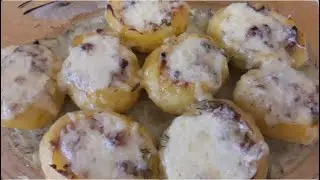 Картофельные лодочки с мясной начинкой и сыром