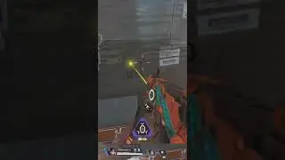 It took a while but CLUTCH #apexlegend #apex #apexlegends #gaming #apexlegendclip #shorts #ytshort