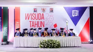 Wisuda Program Sarjana Universitas IBBI 2022