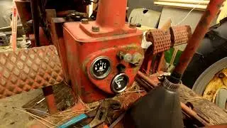 Farmall 230 First run after replacing the front main seal