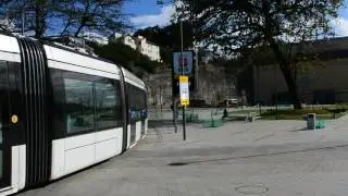 VLT passando perto do Aqua Rio (Gamboa / Zona Portuária / RJ) Ago 2016