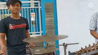 Kanggo Riko Versi Angklung