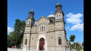 Болгария Бургас Храм святых Кирилла и Методия