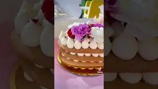 Красивый Торт-сердце на 14 Февраля ❤️ от Vanilla Street bakery #cake#valentinesday #trend #reels