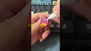 Drawing Instagram on the keyboard 