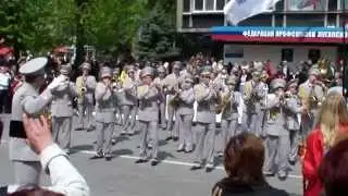 Луганск. 1 Мая. Оркестр жжет!