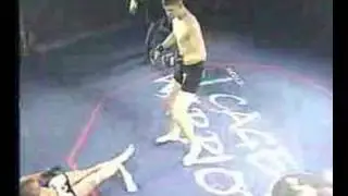 broken leg cage fight owch