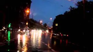 Молния ударила в останкинскую башню