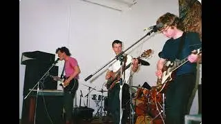 Straitjacket Fits live @ Chippendale House, Dunedin, NZ, 11/7/1987