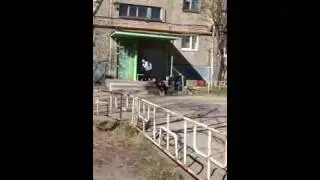 Алкаш втащил бабке
