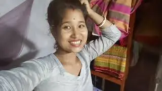 বড়কে হাতে রাখতে মাঝে মাঝে  বউদের একটু রোমান্টিক হয়ে উঠতে হয়। 😃