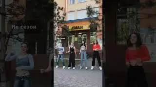 Наш коллектив на работе)