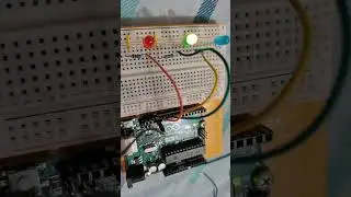 Arduino controlled LED  blinking similar to traffic lights.
