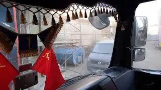 Неудобный подъезд к загрузке на Васильевском острове.  10. 12. 2020.