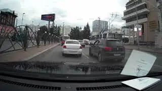 Яндекс-навигатор откровенно путает направления