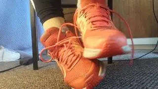 Shoeplay in old Nike Darts and last weeks dirty gym socks/outfit, after another trip to the gym