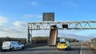 Dashcam video of tipper truck crash