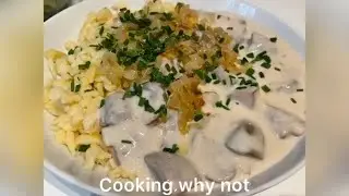 Spaetzle in cream mushrooms with braised onions and lettuce