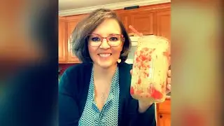 HUGE Raspberry Cheesecake Shake FULL OF VEGGIES!!! - THM S