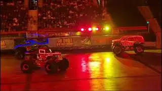 Hot Wheels - Monster Truck Live - Glow Party