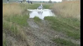 L200 vs брод 1 метр (Волок 2011)