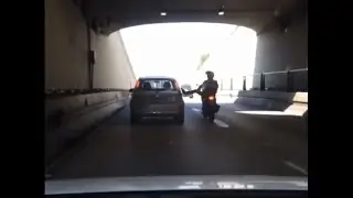 Boze motorrijder ontdekt wat karma is - Oliepeil.nl