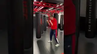 Нужно ли делать подшаг при ударе дальней рукой?