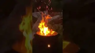БЕЛАЯ НОЧЬ ОПУСТИЛАСЬ КАК ОБЛАКО