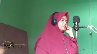 Menanti kejujuran Nike ArdILa (cover) Alfi & family