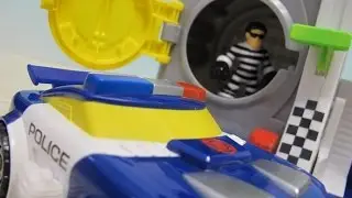 Unboxing Transformers Bots And Robbers Police Headquarters